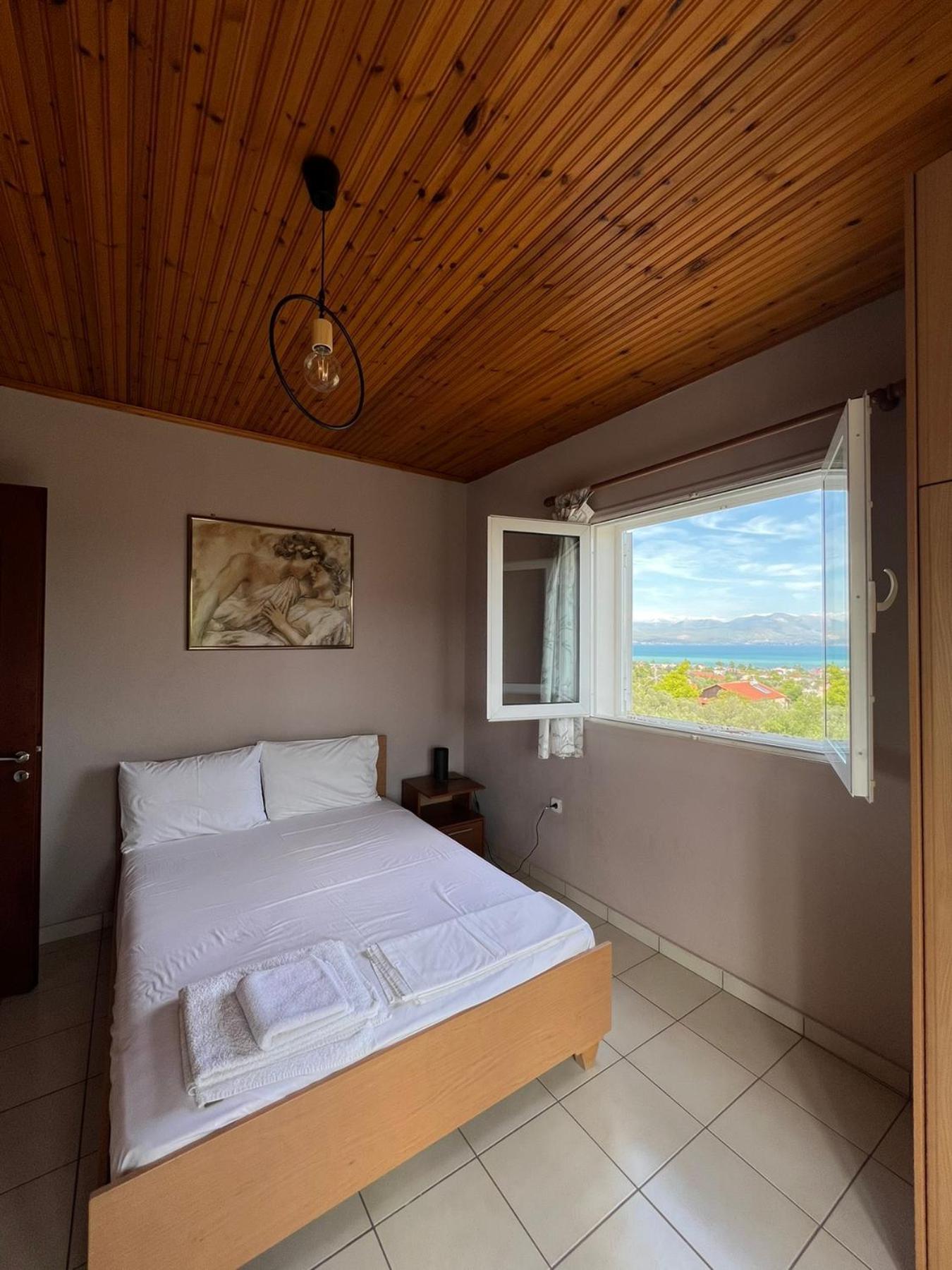 Xenia'S Seaview House Villa Paralia Avlidhos Luaran gambar