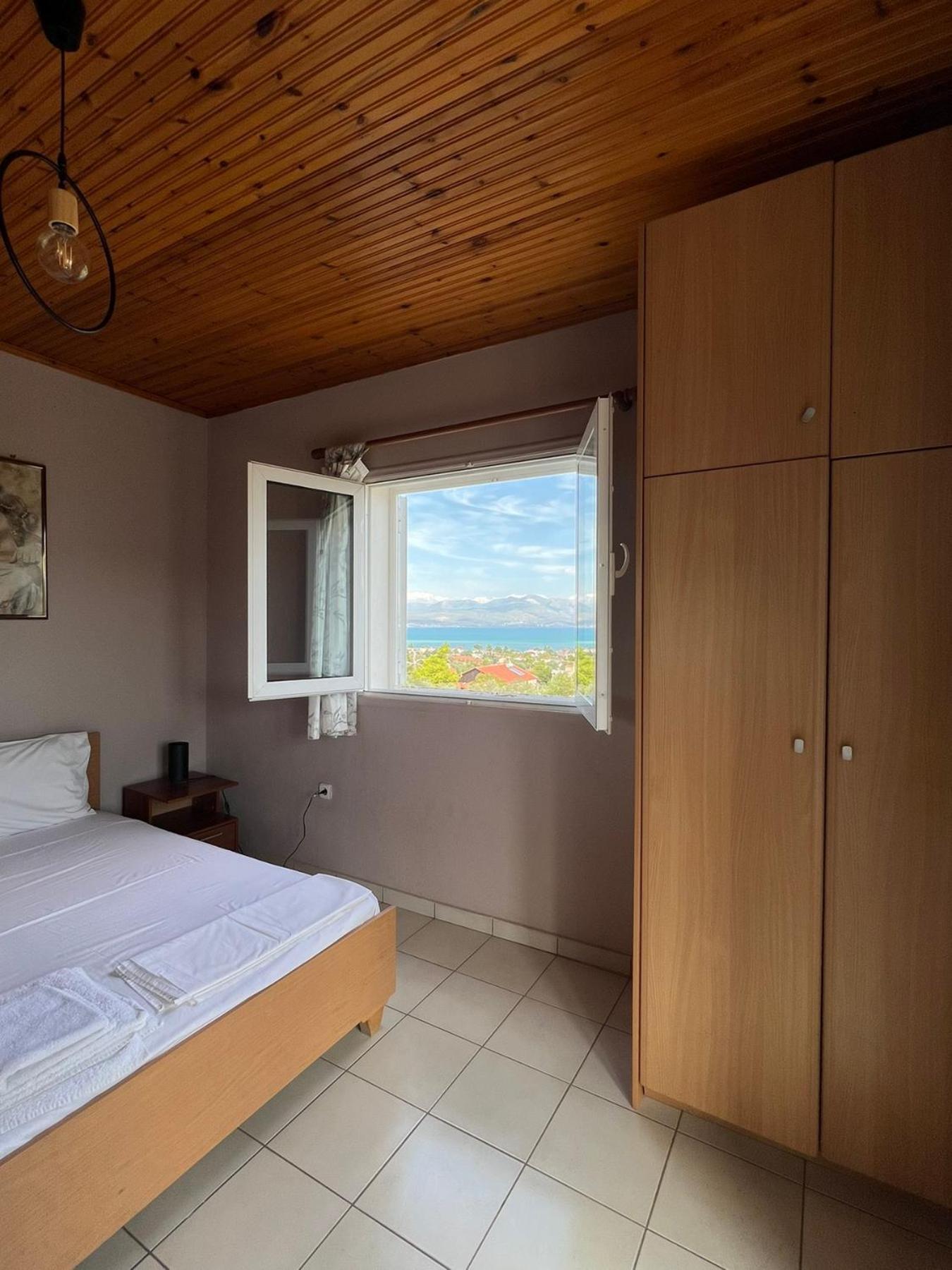 Xenia'S Seaview House Villa Paralia Avlidhos Luaran gambar